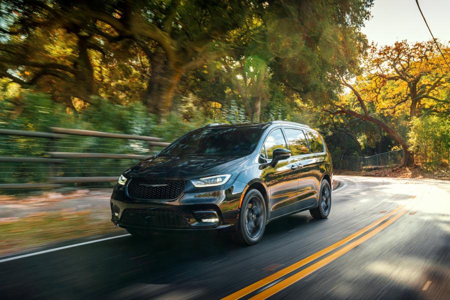  Chrysler Pacifica Limited S Appearance Package AWD (RU) 2020 года  (фото 25 из 70)